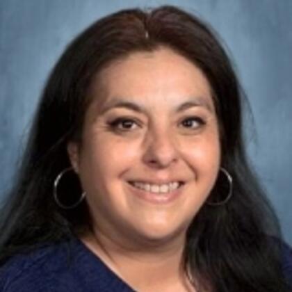 Photo of Elizabeth Magdaleno