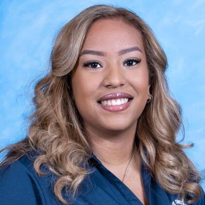 Photo of Ms. Evelyn Perez
