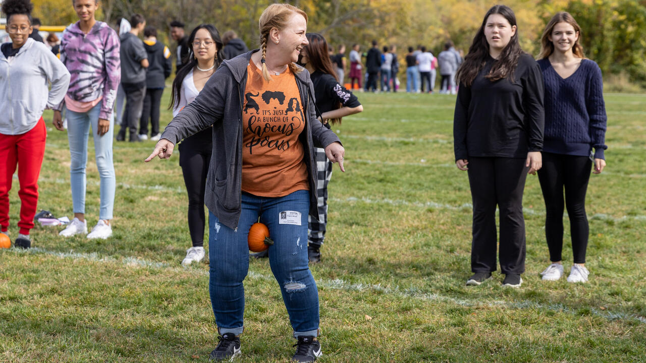 Middle School Students Enjoy PBIS Fall Fest | Steel Valley Middle School