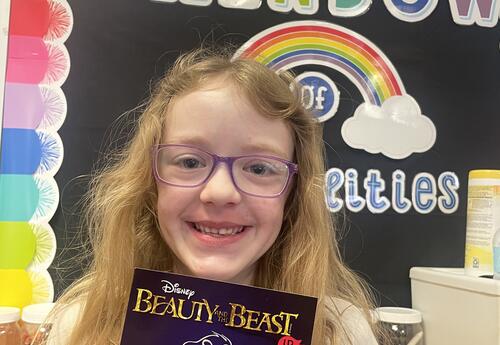 Second grade student