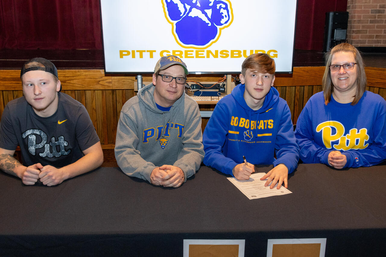Senior A.J. Karstetter to play collegiate soccer at Pitt-Greensburg | Steel Valley School District