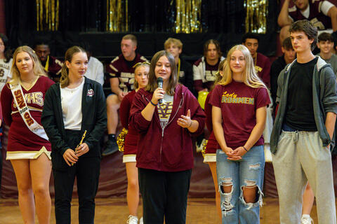Image 35 of 98