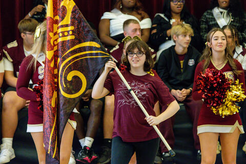 Image 41 of 98