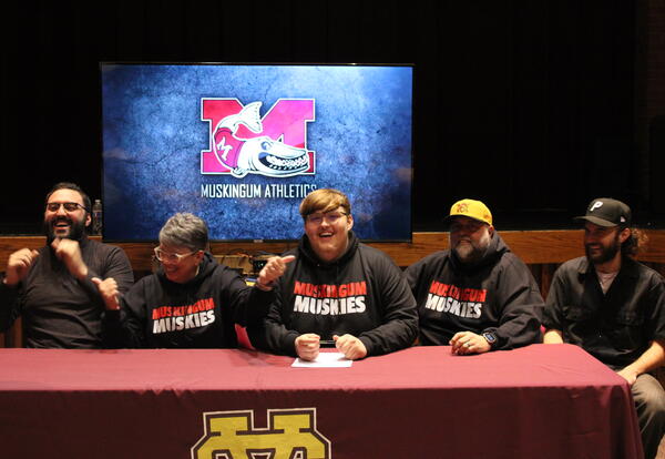 Labishak signs with Muskingum