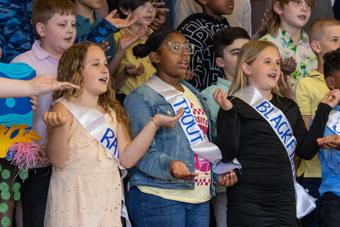 Image 27 of 75
