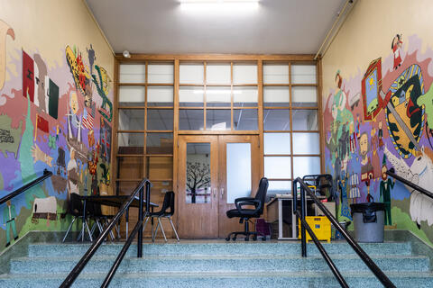 Image 21 of 27