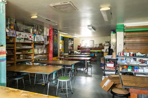 Image 5 of 27