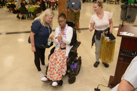 Image 27 of 38