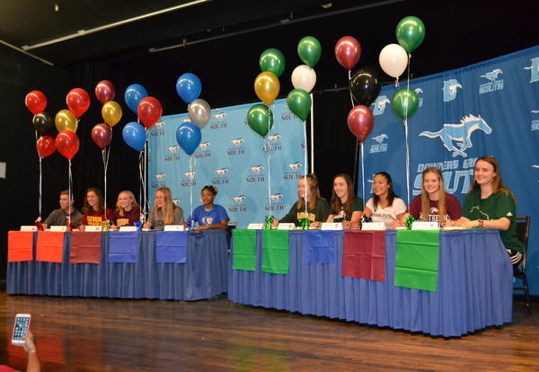 10 DGS Student-Athletes Sign National Letter of Intent 2019