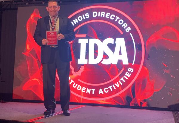 DGS Principal Ed Schwartz Receives IDSA Principals Recognition Award