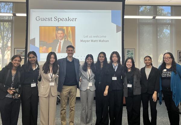 Notre Dame Model UN team with Mayor Matt Mahan