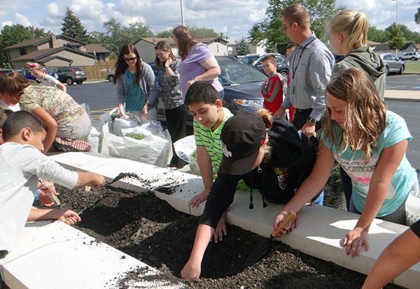 Garden Club Adds Fall Flair to Keller