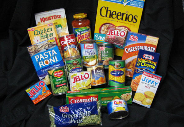 District 140 Annual Food Drive Challenge Runs January 29 - February 2