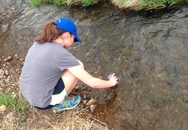 D140 Students Release Trout into Kinnikinnick Creek