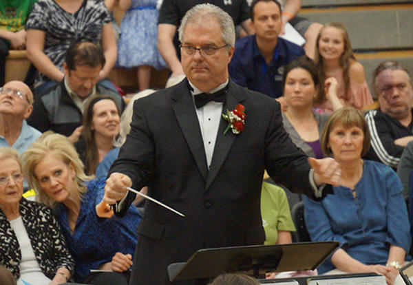 D140 Community Honors Retiring Band Director at Spring Concert | District