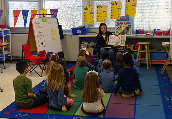 Andrew Athletes Read with Fernway Students - 2/13/19