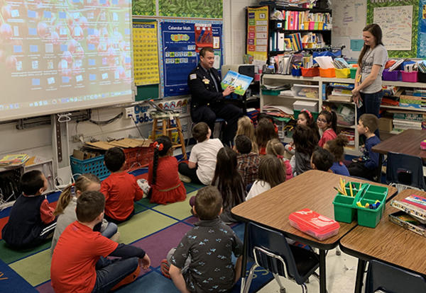 Bannes Honors Local First Responders (March 19, 2019)