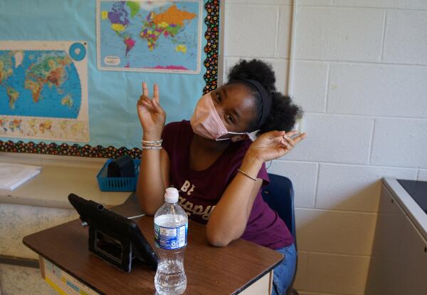 20210525-fifth-grade-farewell-news-image