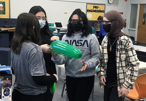 20220113-pv-pre-engineeringstudents-news-image