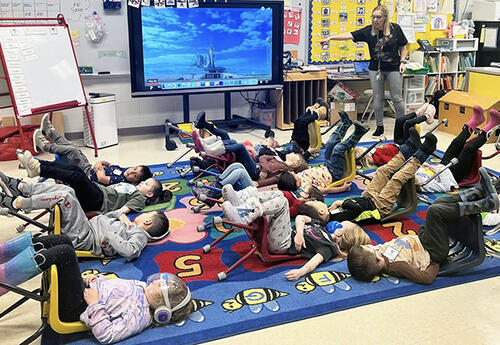 EC Astronauts Travel To The Moon news image