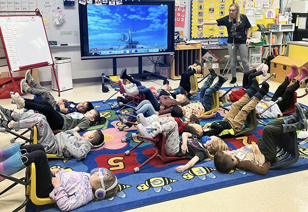 EC Astronauts Travel To The Moon news image