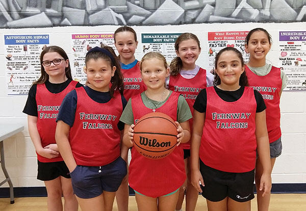 2023 Fernway Girls' Basketball team picture