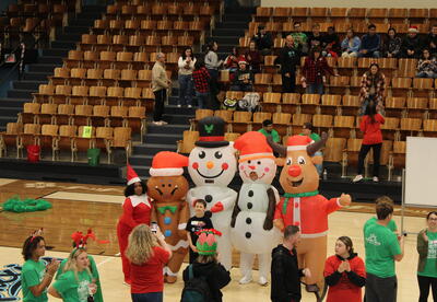 Shining Bright at the S.T.A.R.S. Holiday Challenge