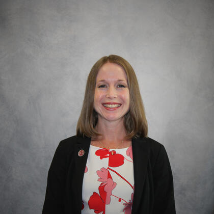 Photo of Dr. Kristin Szewczyk