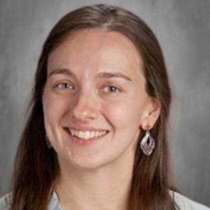 Photo of Julia Dekan