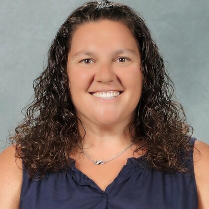 Photo of Kelly Adams