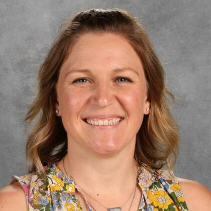 Photo of Lindsey Bubnich