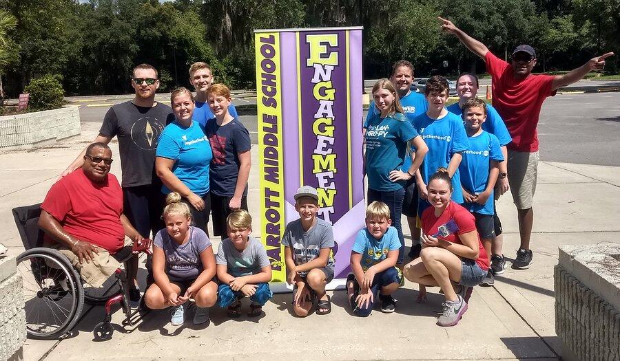 Community volunteers 