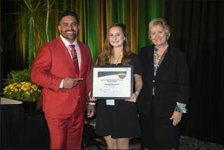 Madalyn with certificate