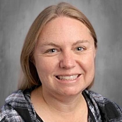 Photo of Sarah Takacs