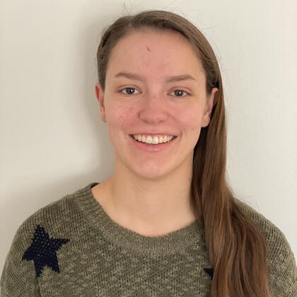 Photo of Jennifer Farrell