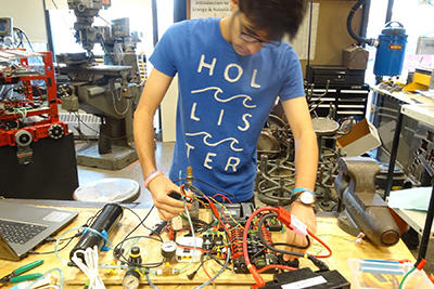Falcons to compete in robotics regionals at RPI | City School District ...