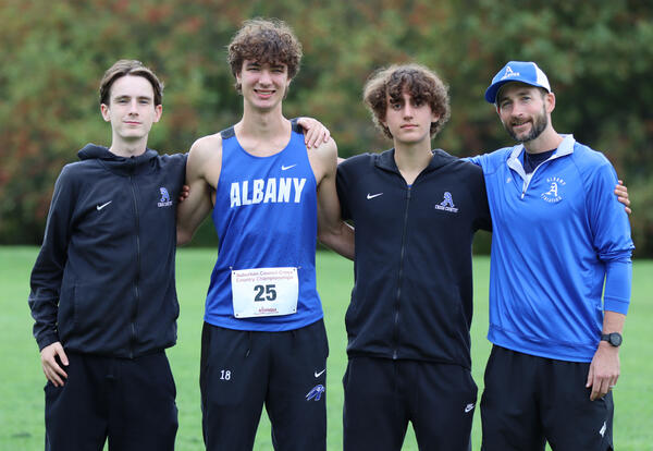 Eli Bearden, Ulysses Graham-Snyder, Daniel Levy and coach Daniel Wehle