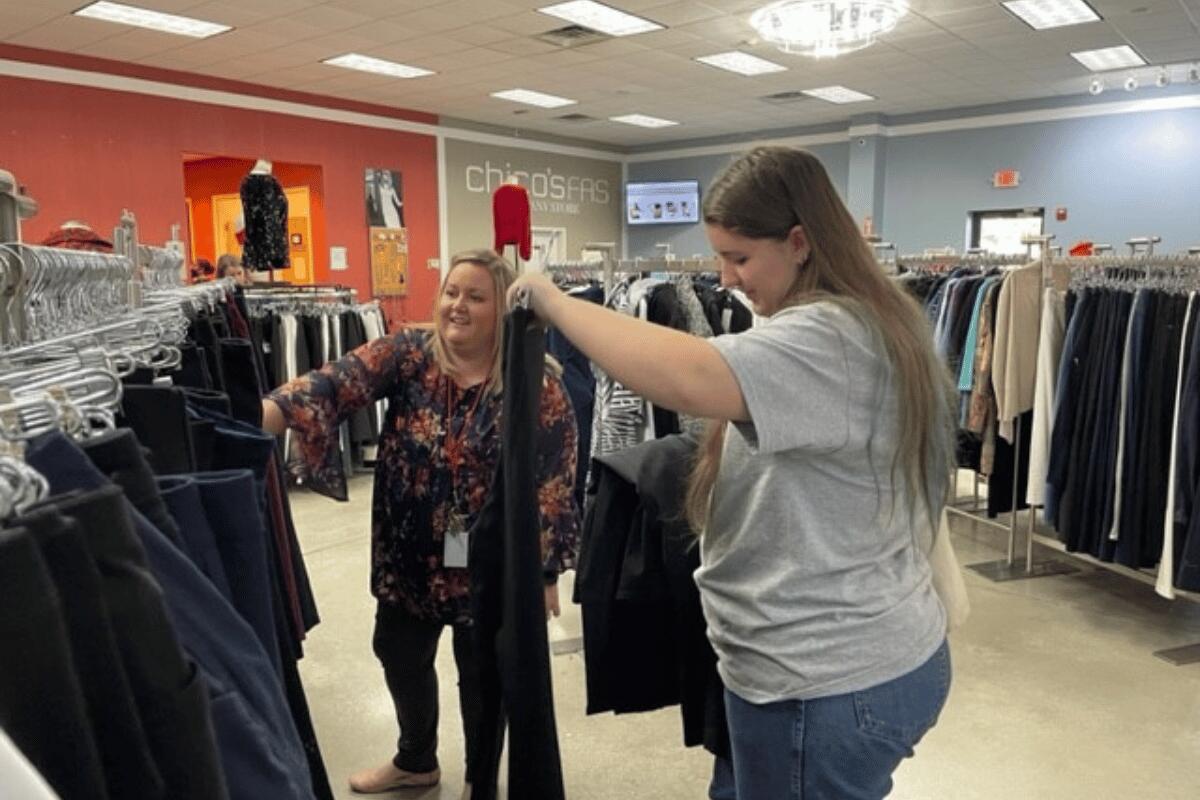 Chico's FAS Employee Store Welcomes FCCLA Chapter Shoppers