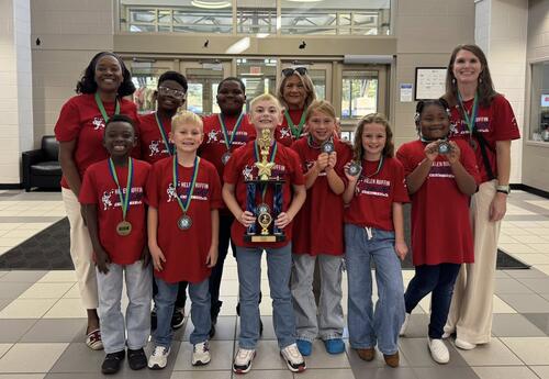 HRRB ARES team with trophy