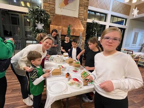 Gingerbread House Workshop - Photo #2