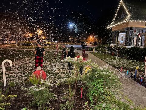Gingerbread House Workshop - Photo #16
