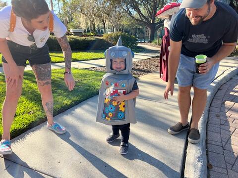 Costume Parade - Photo #7