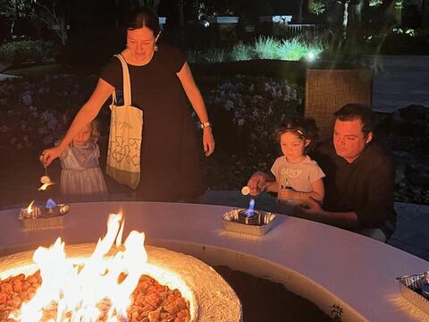 S’mores Under the Stars - Photo 5