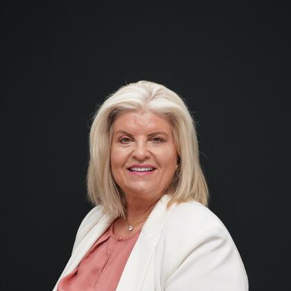 Photo of Karen Tolar