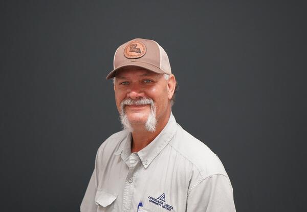 Kevin Ray headshot