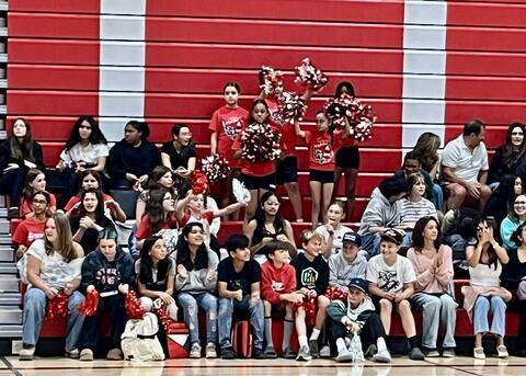 566346391_122240446772077236_1756552284004384624_n