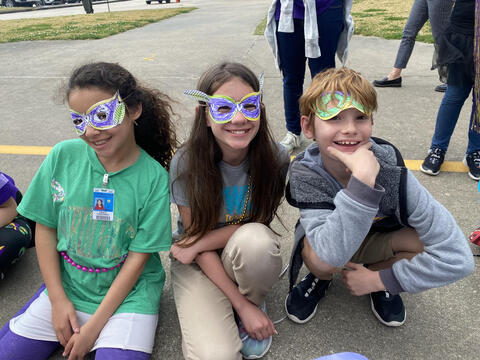 Life on Willow Street - Photo #17