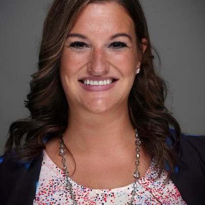 Photo of Sarah Clavelle