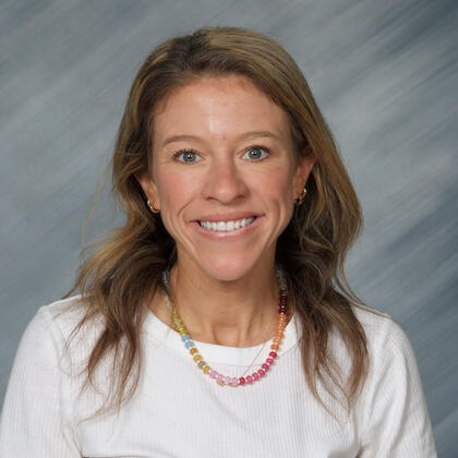 Photo of SARAH HARRIS