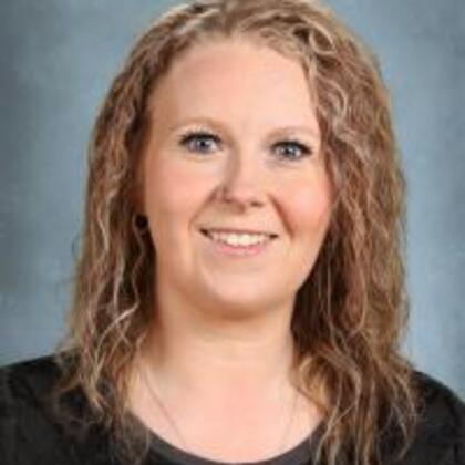 Lindsay Holznagel